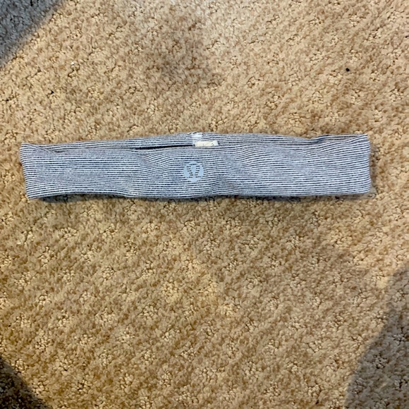 Gray, white, and black lululemon headband - Picture 1 of 1